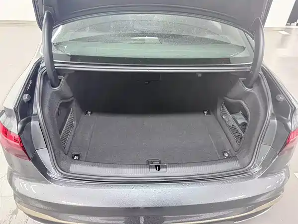 Audi A4L 2024