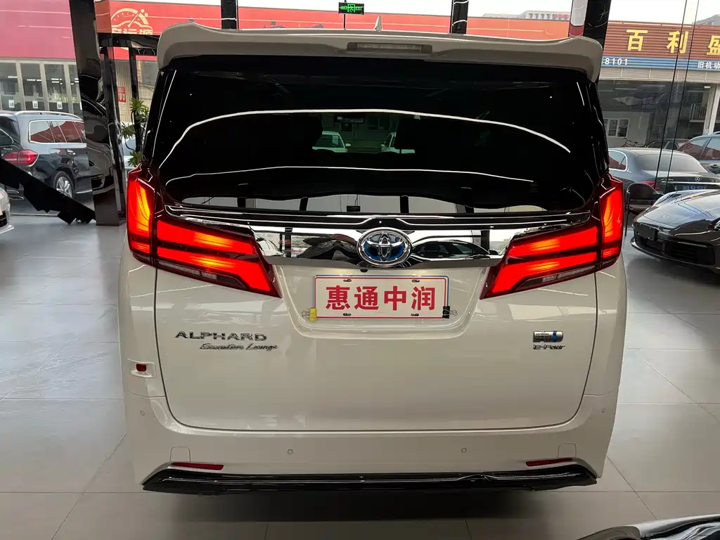 Toyota Alphard 2021 — фото 4