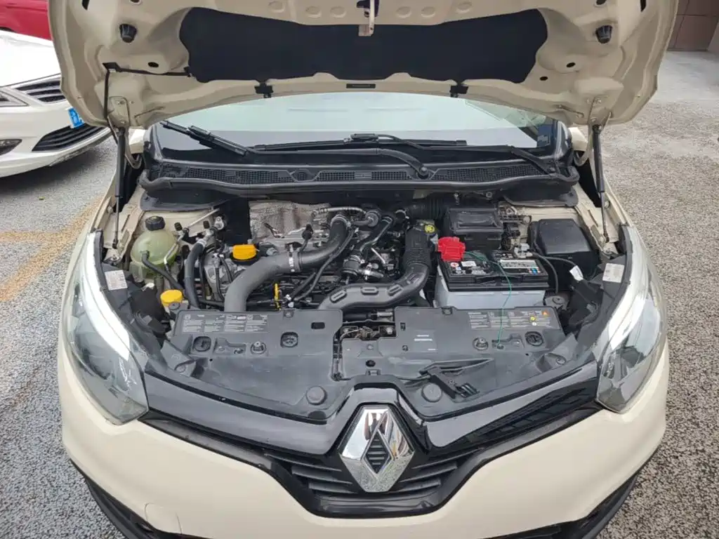 Renault Captur 2016 — фото 20
