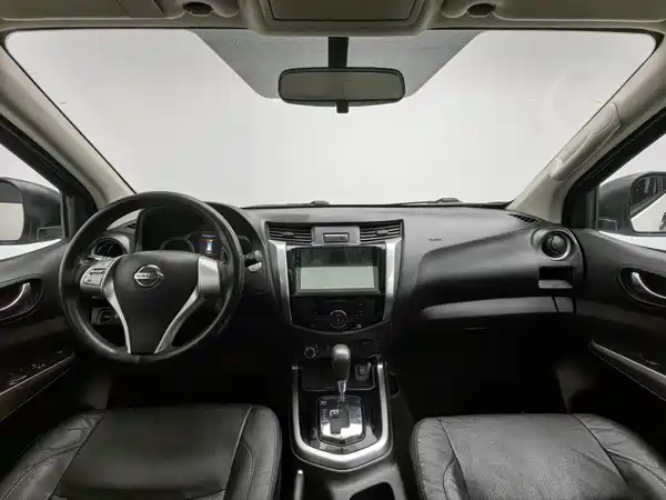 Nissan Terra 2018