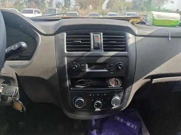 Wuling Rongguang 2014