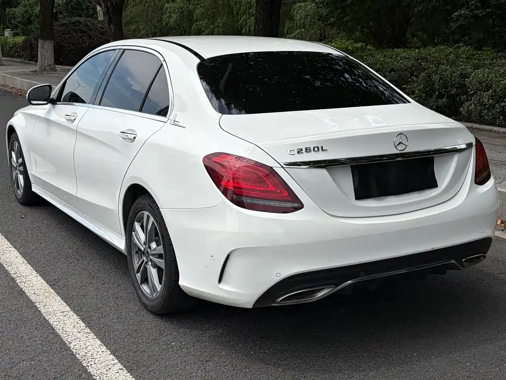 Mercedes-Benz C-Class 2019