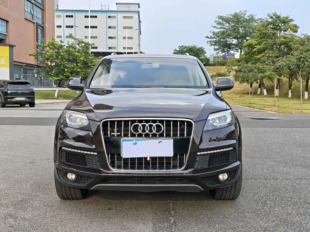 Audi Q7 2014 — фото 2