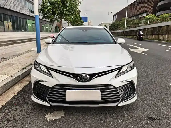 Toyota Camry 2021