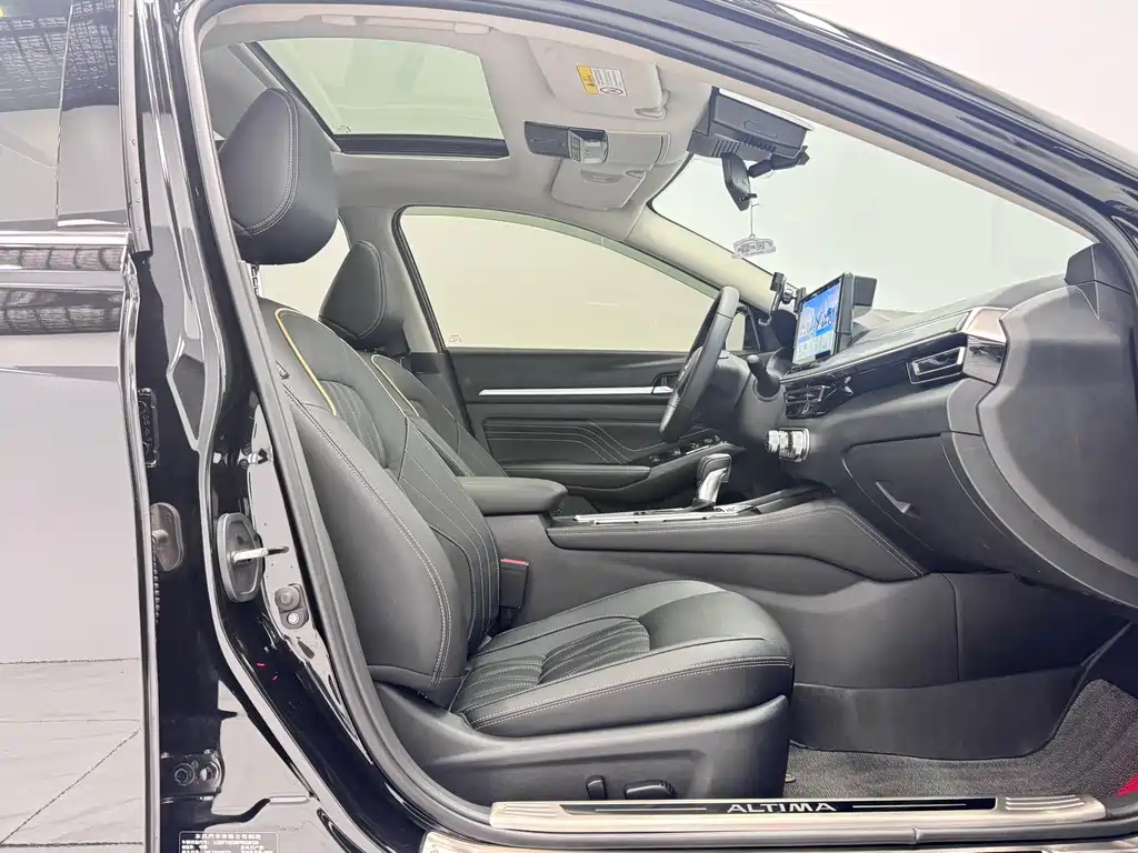 Nissan Teana 2023 — фото 10