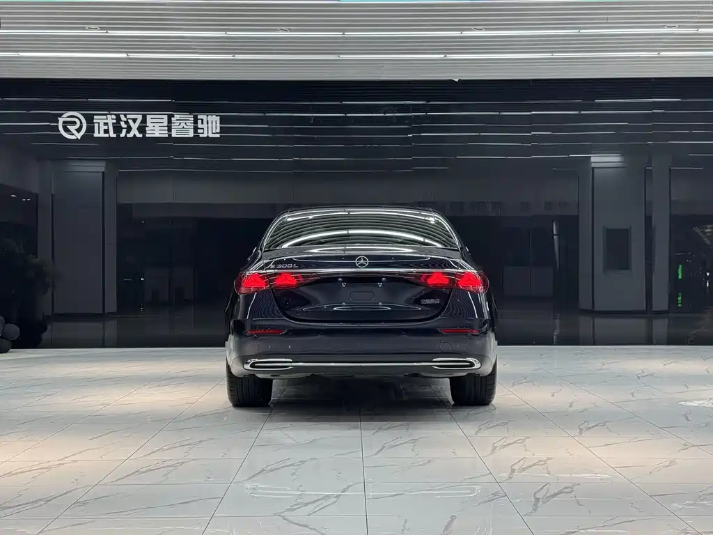 Mercedes-Benz E-Class 2023