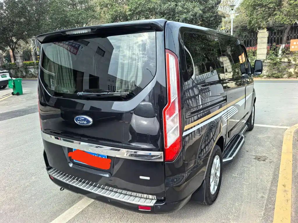 Ford Tourneo 2018 — фото 4