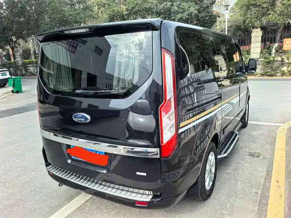 Ford Tourneo 2017