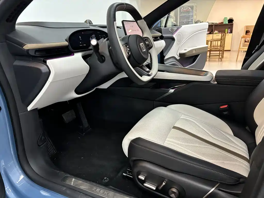 Zeekr 007 GT 2025