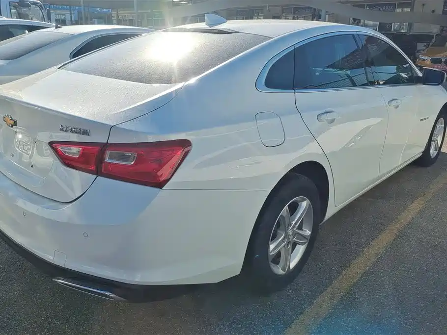 Chevrolet Malibu XL 2021 — фото 3