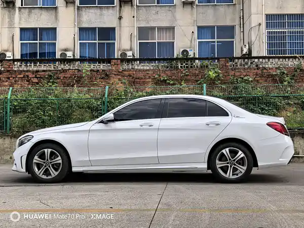 Mercedes-Benz C-Class 2021