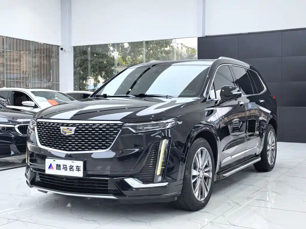 Cadillac XT6 2020 — фото 1