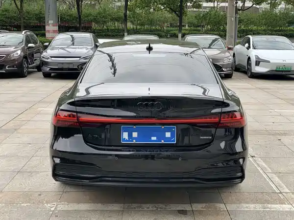 Audi A7L 2023