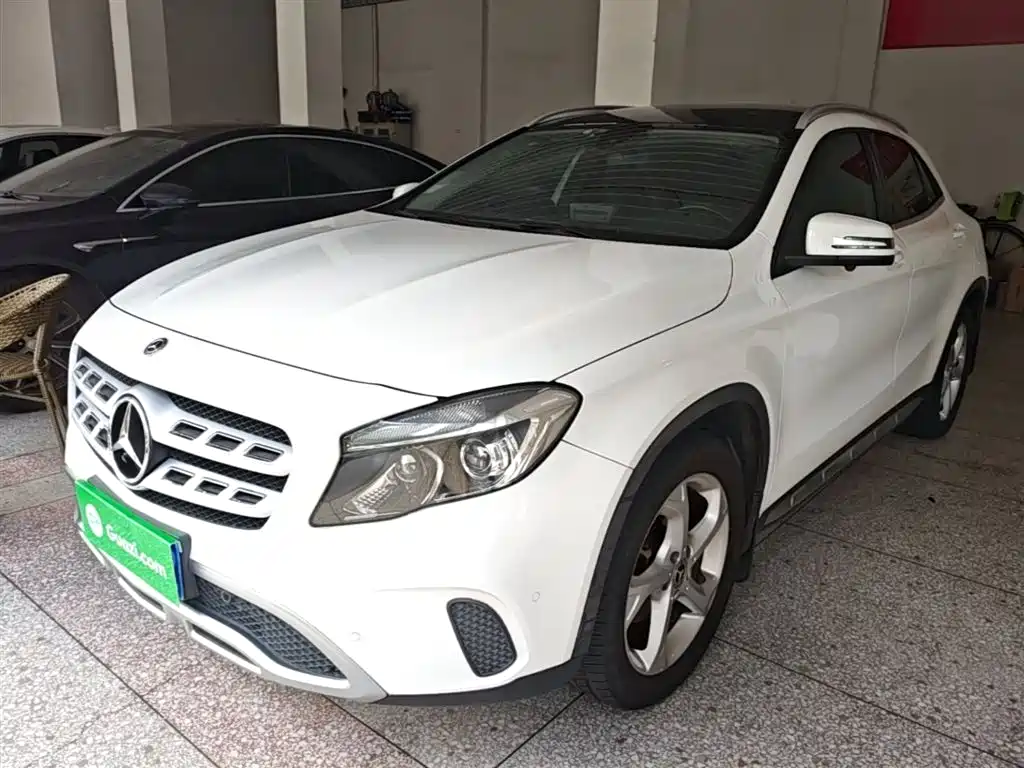 Mercedes-Benz GLA 2019 — фото 1