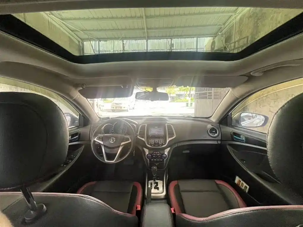 Changan Eado XT 2015