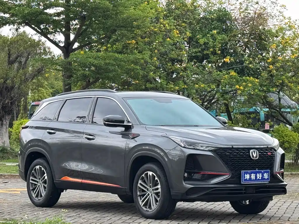 Changan CS75 PLUS 2021 — фото 3