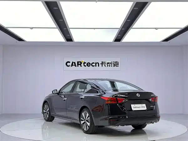 Nissan Teana 2021