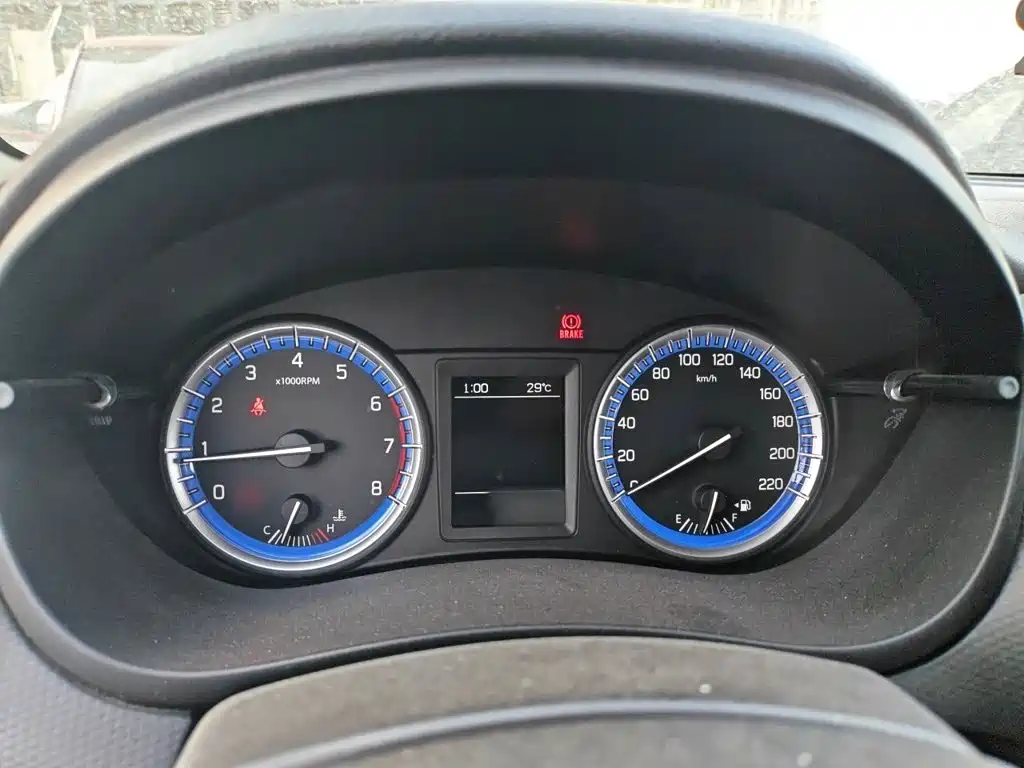 Suzuki S-Cross 2015