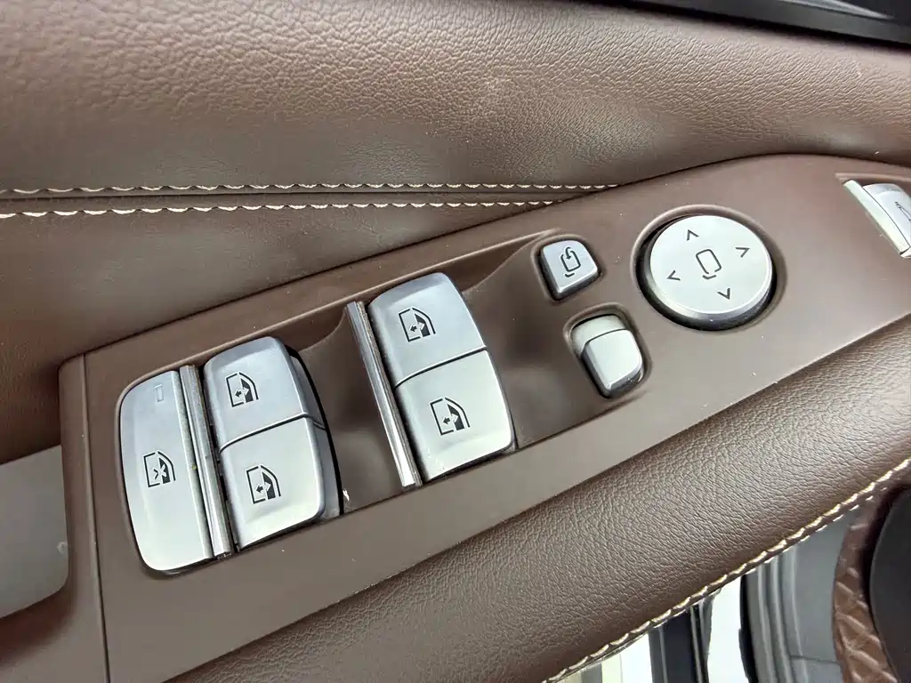BMW X5 2024 — фото 18