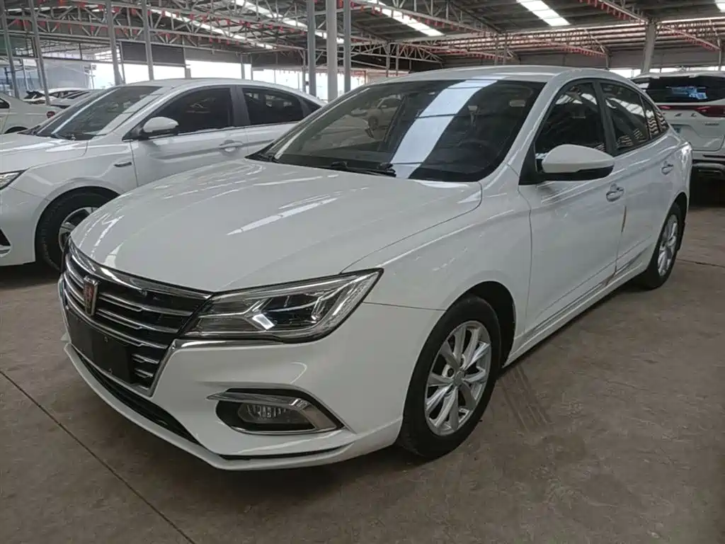 Roewe i5 2021 — фото 1