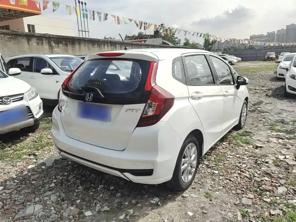 Honda Fit 2018 — фото 7