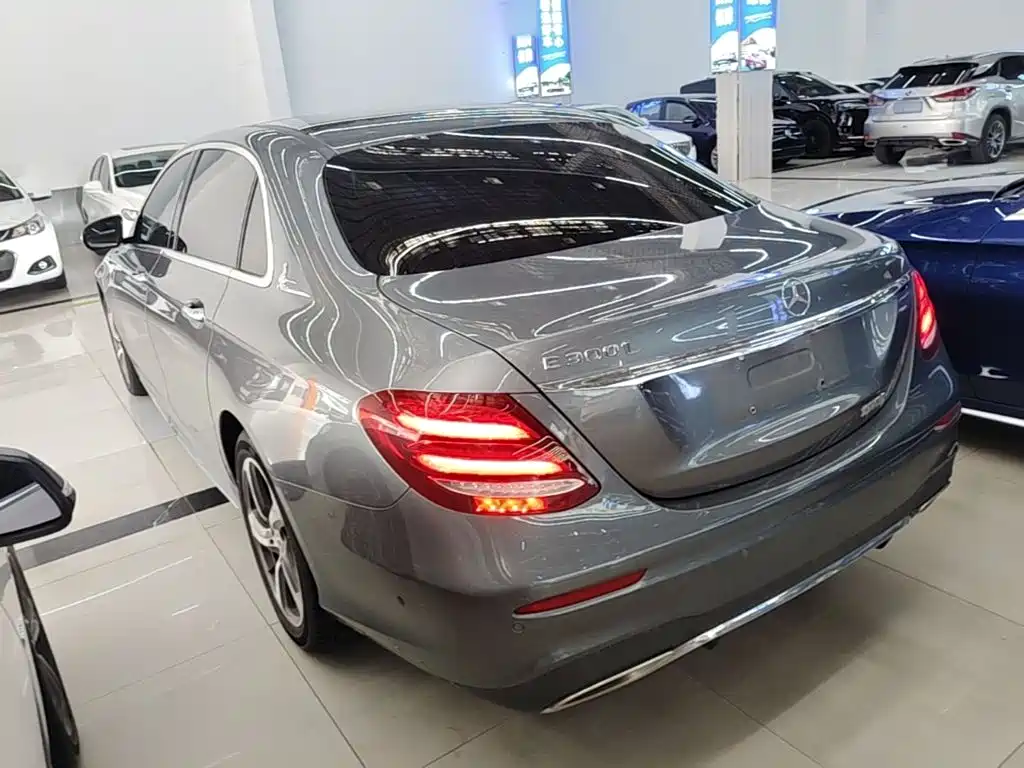 Mercedes-Benz E-Class 2017