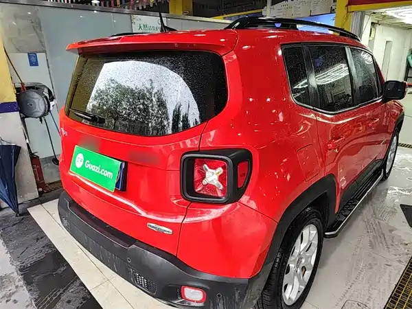 Jeep Freeman 2018