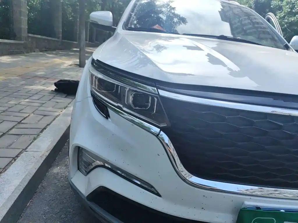 FAW Senya R8 2021
