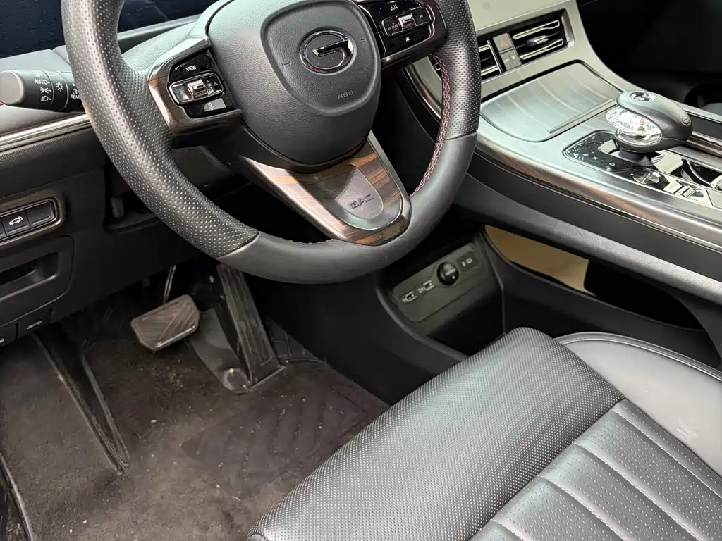 GAC Motor Trumpchi M8 2023 — фото 15