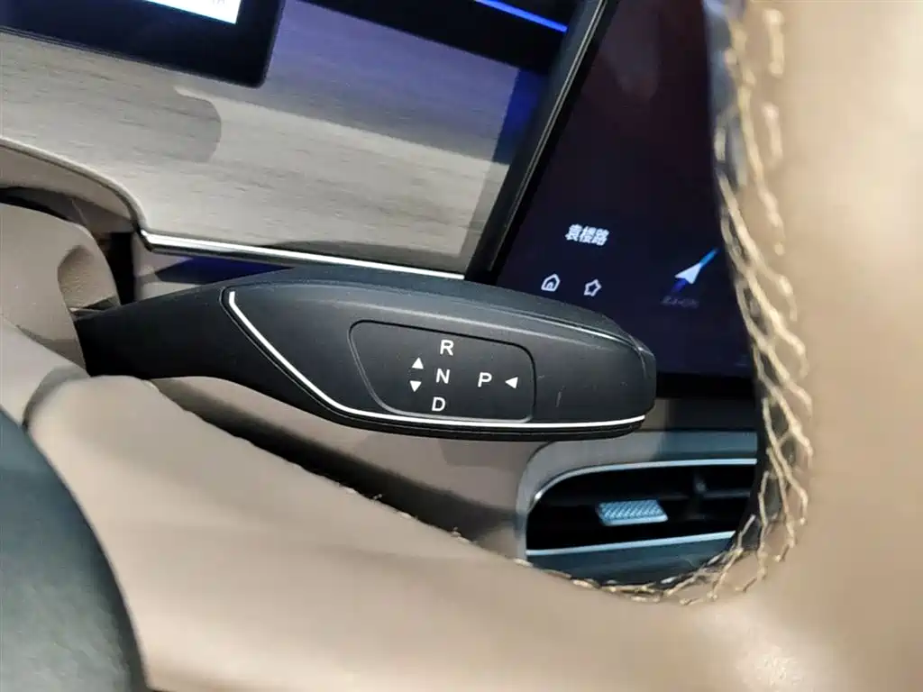 Chery Tiggo 8 PLUS C-DM 2025 — фото 14