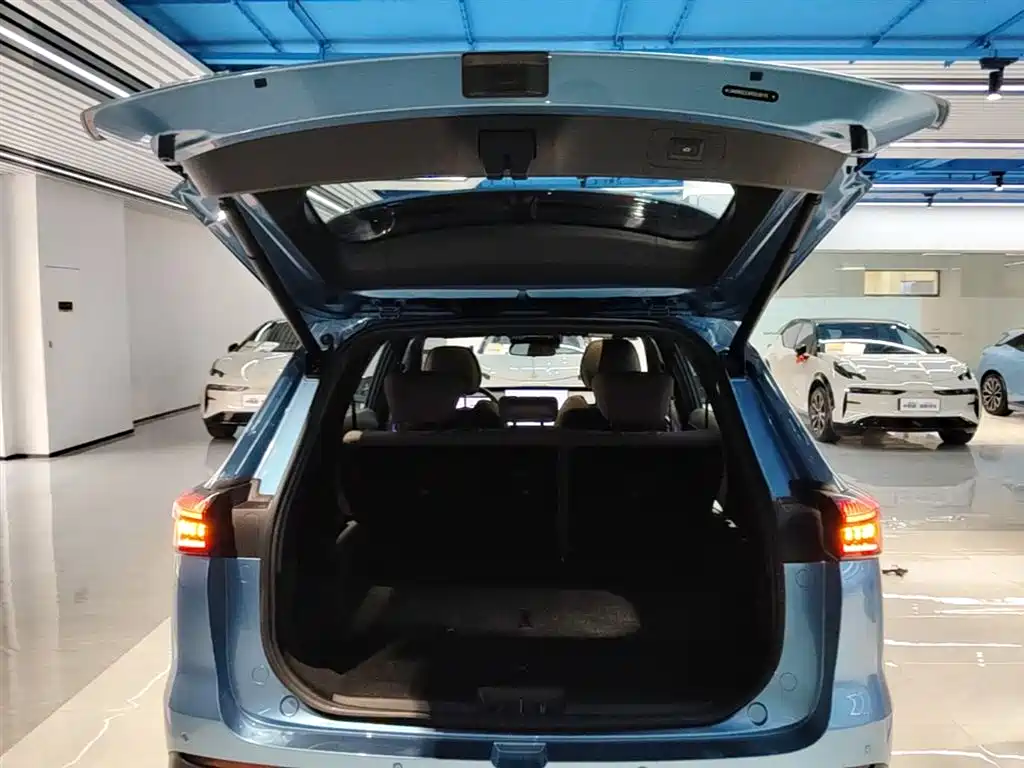 Chery Tiggo 8 PLUS C-DM 2025 — фото 19