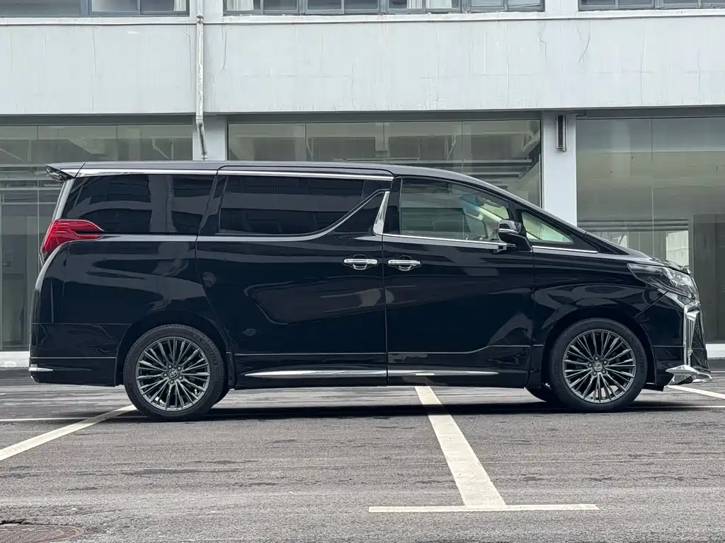 Toyota Alphard 2015 — фото 7