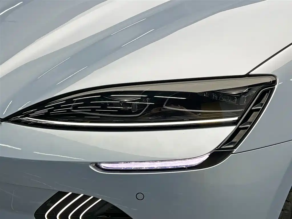 BYD Seal 2022 — фото 9