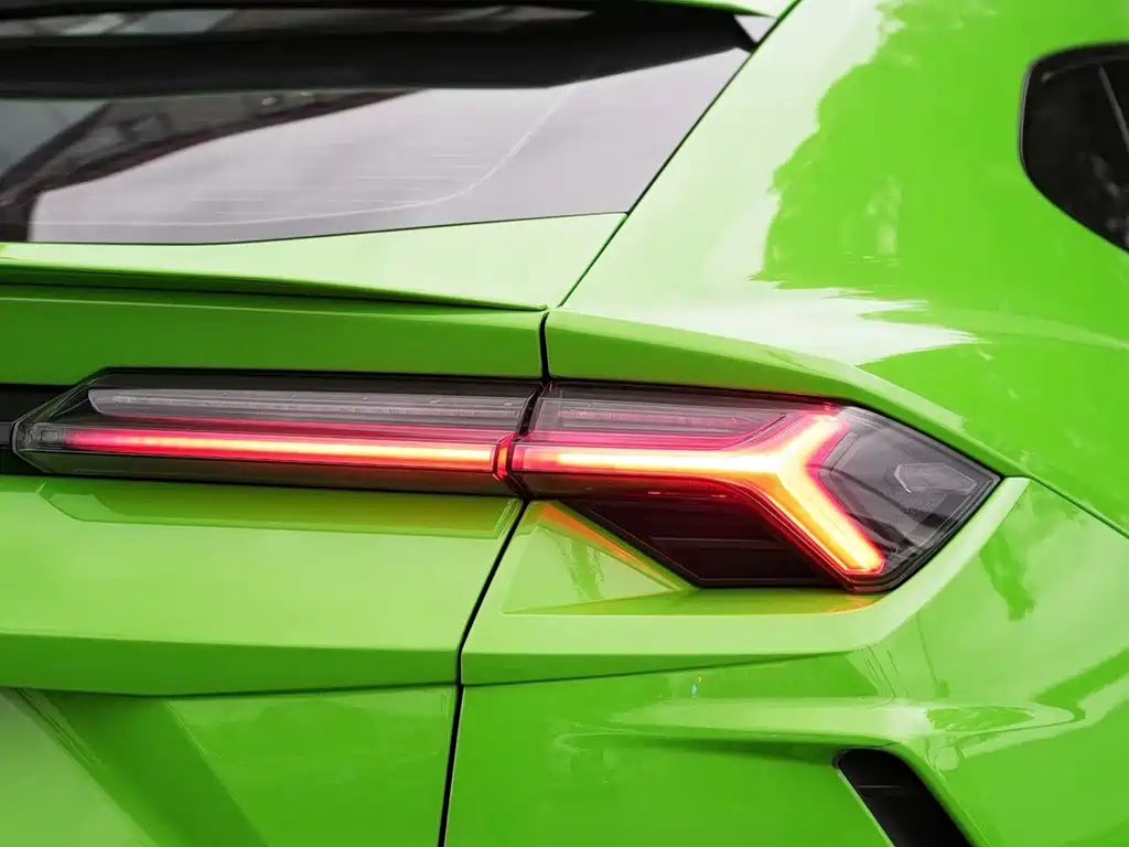 Lamborghini Urus 2021