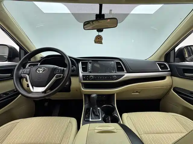 Toyota Highlander 2020