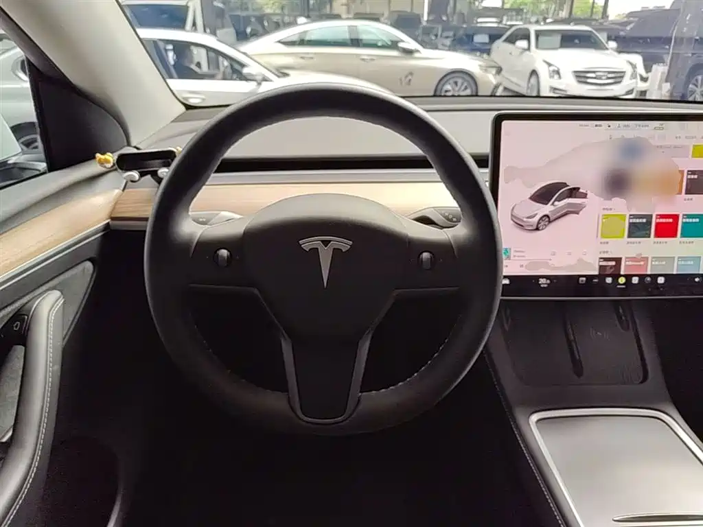 Tesla Model Y 2021 — фото 11