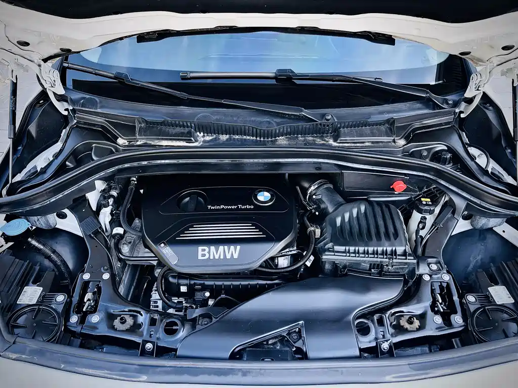 BMW 2 Series Active Tourer 2018 — фото 17