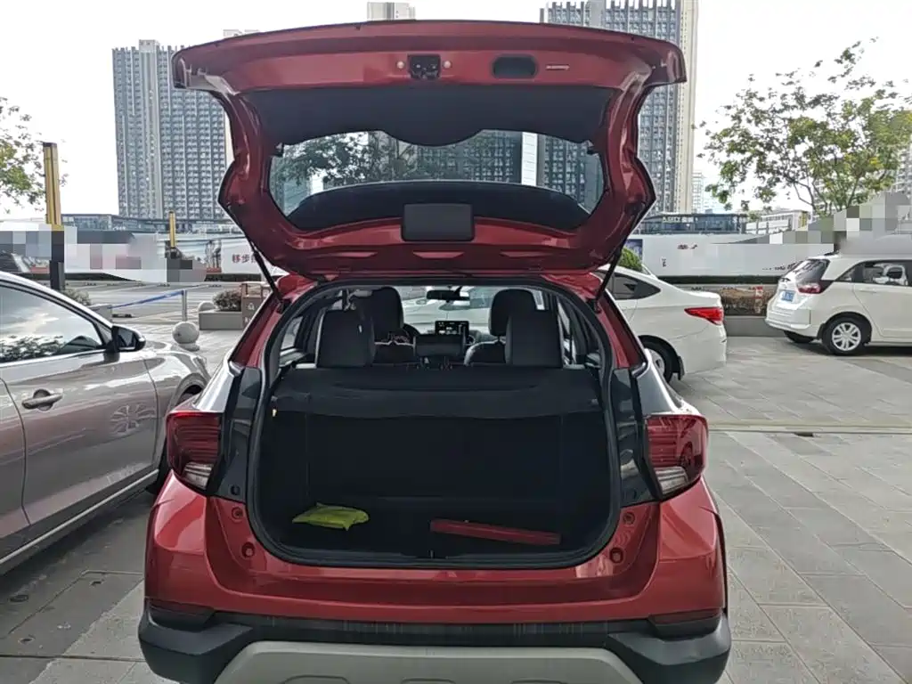 Toyota Yaris L 2019 — фото 19