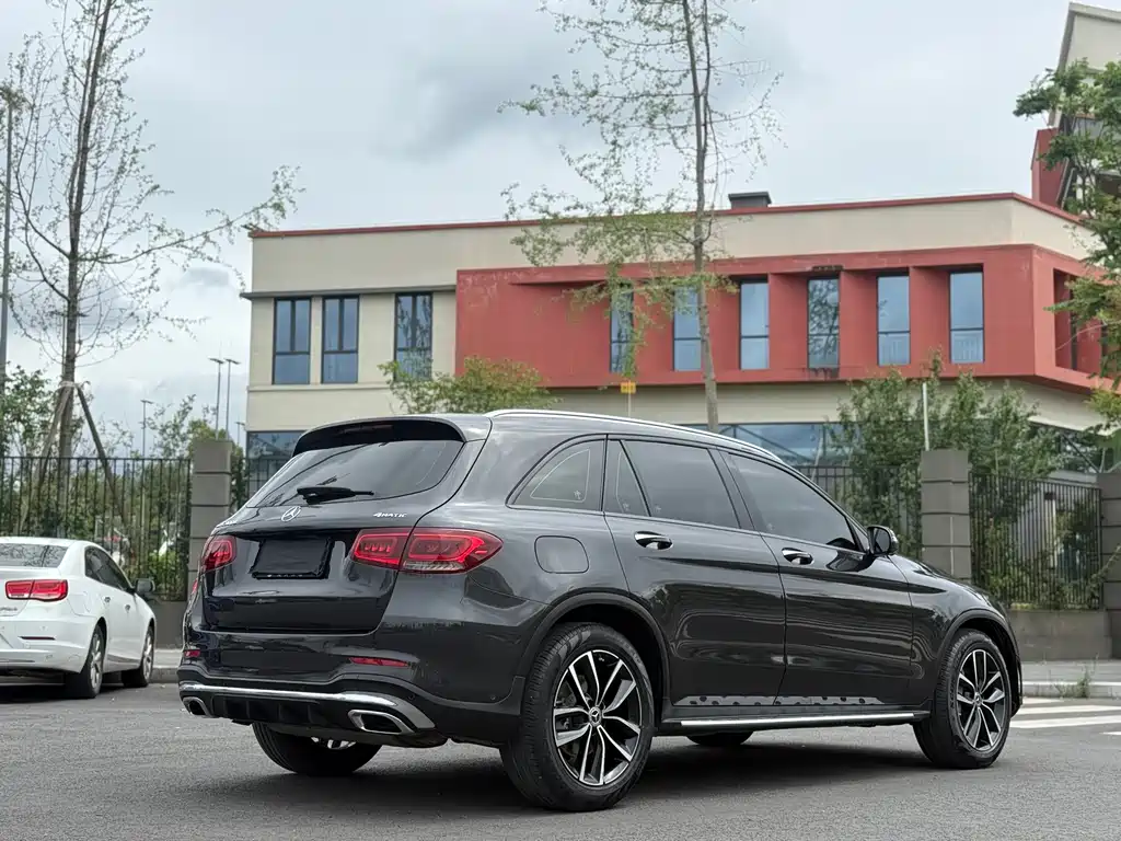 Mercedes-Benz GLC 2021