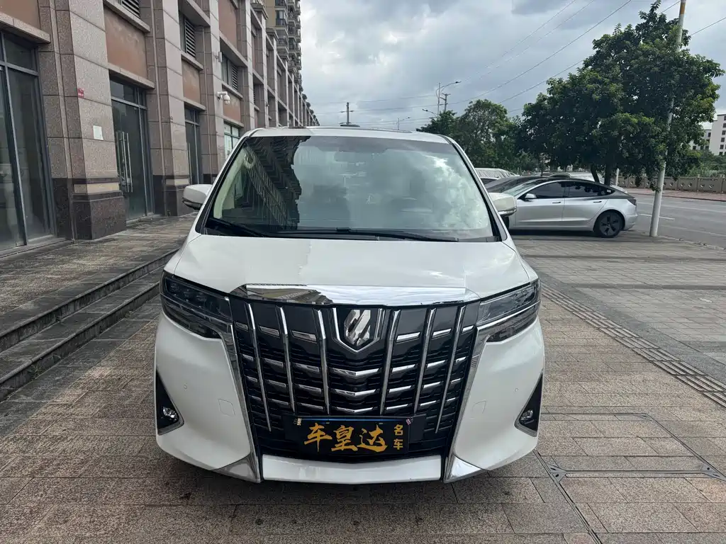 Toyota Alphard 2018 — фото 2