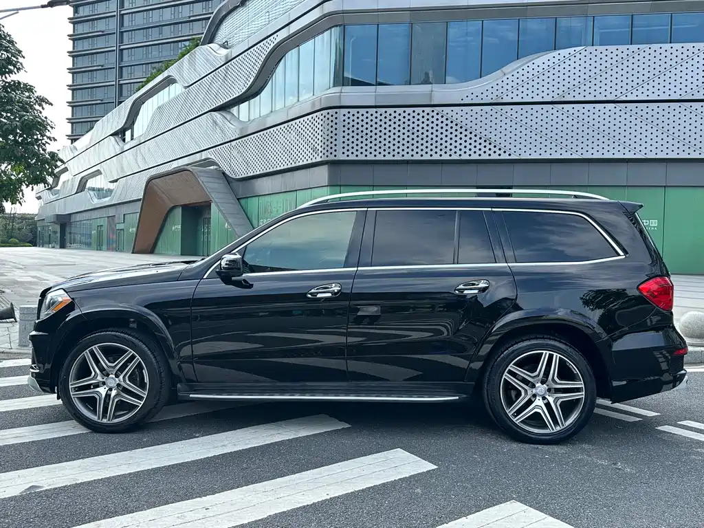 Mercedes-Benz GLS 2016 — фото 19