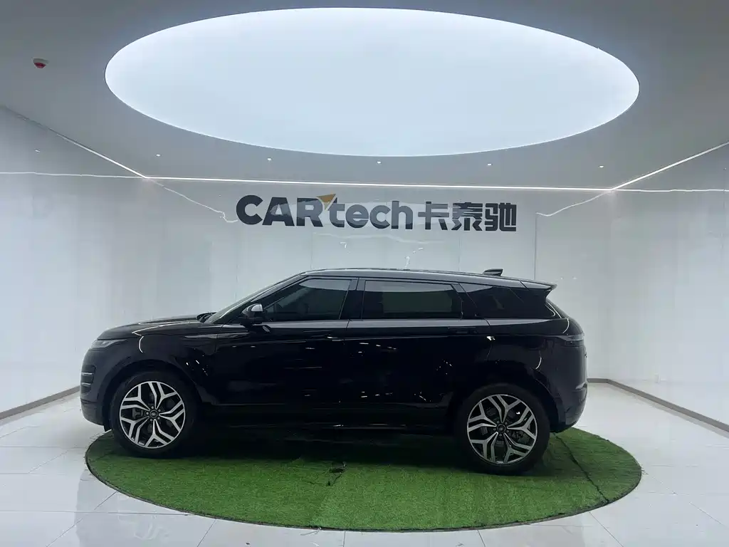 Land Rover Evoque 2024 — фото 10