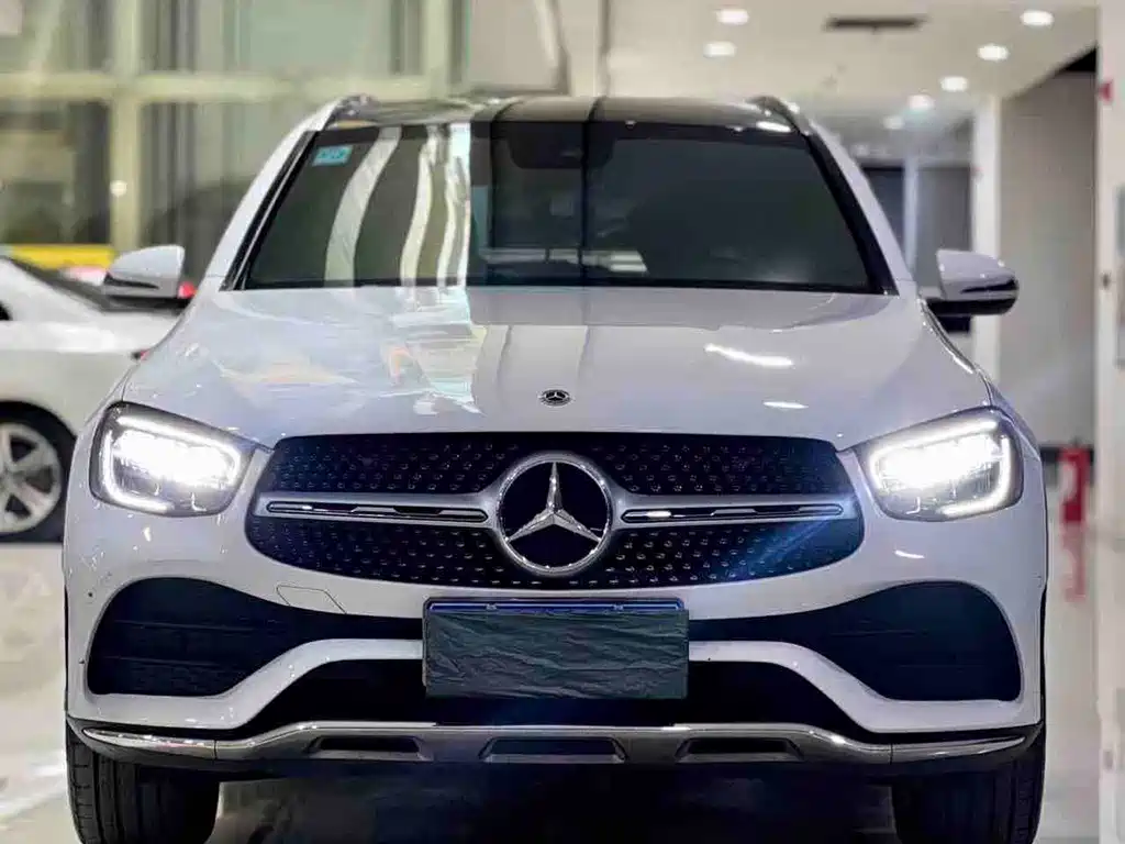 Mercedes-Benz GLC 2021 — фото 1