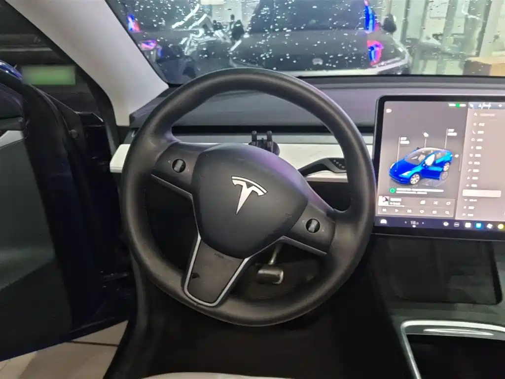 Tesla Model Y 2023 — фото 7