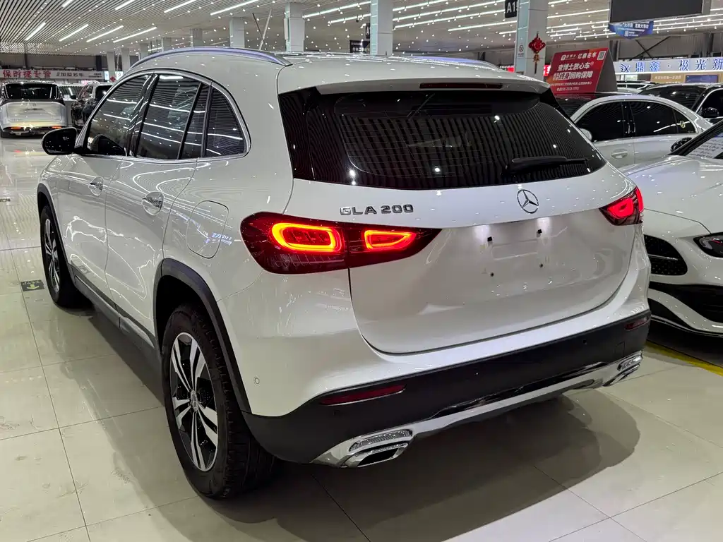 Mercedes-Benz GLA 2021 — фото 9