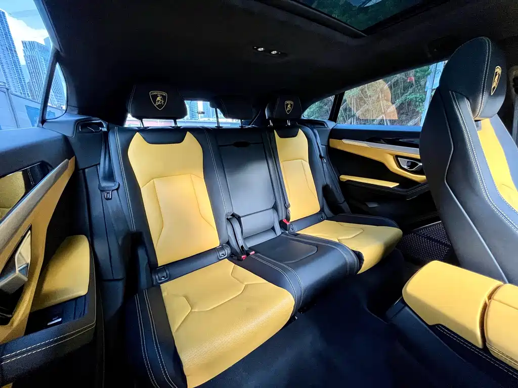 Lamborghini Urus 2021 — фото 12