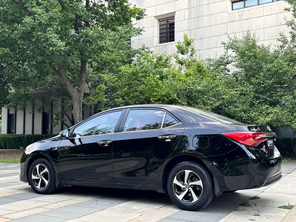 Toyota Levin 2017 — фото 9