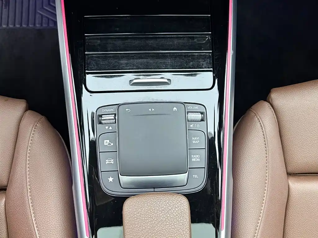 Mercedes-Benz GLB 2021 — фото 14