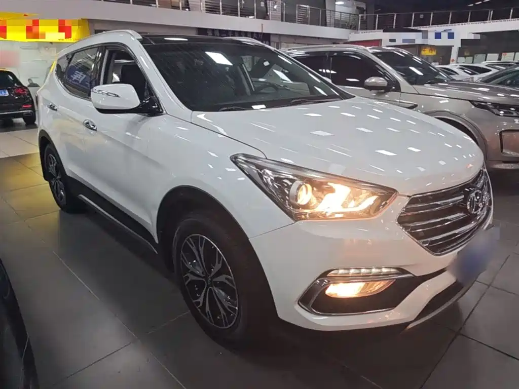 Hyundai Santa Fe 2018 — фото 4