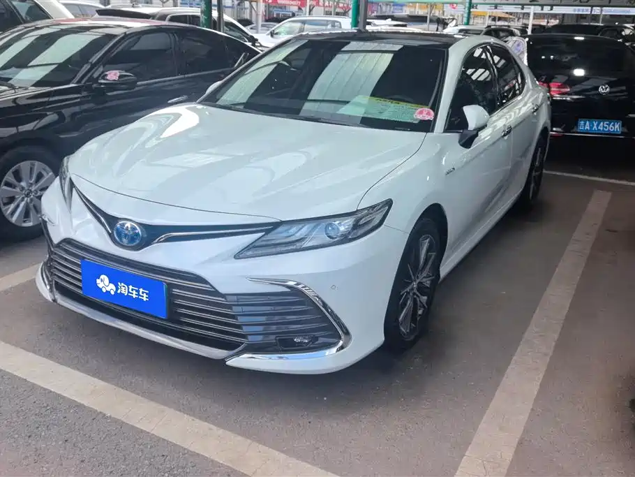 Toyota Camry 2023